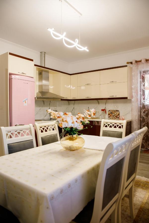 The Luxe Apartments Αργυρόκαστρο Εξωτερικό φωτογραφία