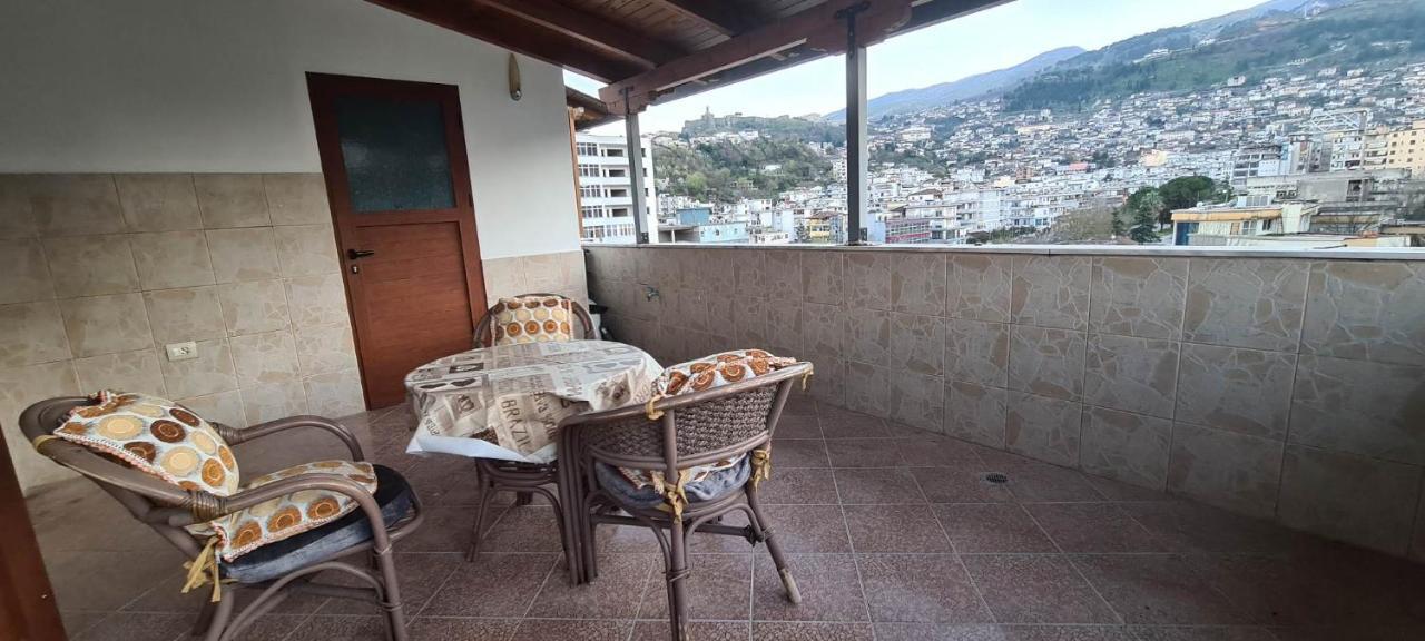 The Luxe Apartments Αργυρόκαστρο Εξωτερικό φωτογραφία