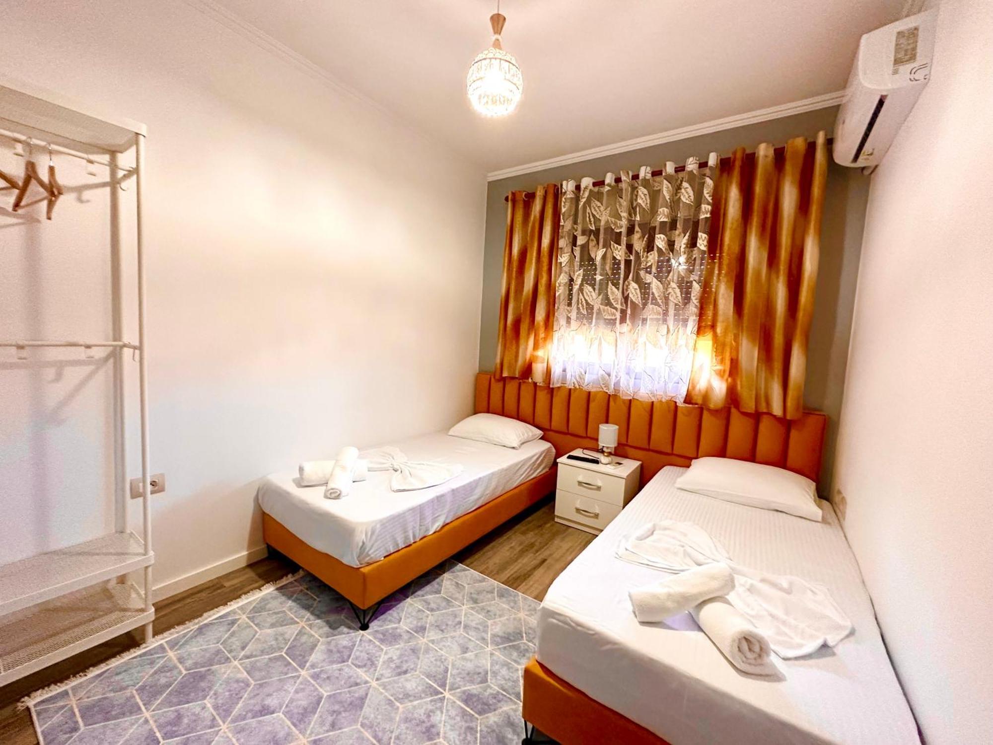 The Luxe Apartments Αργυρόκαστρο Εξωτερικό φωτογραφία